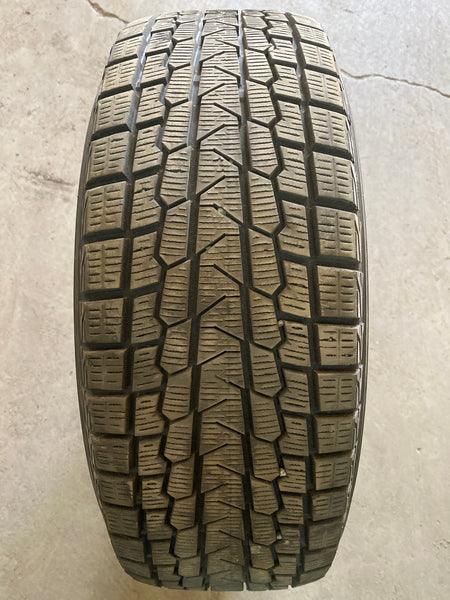 4 x P215/60R16 95H Yokohama Ice Guard IG53