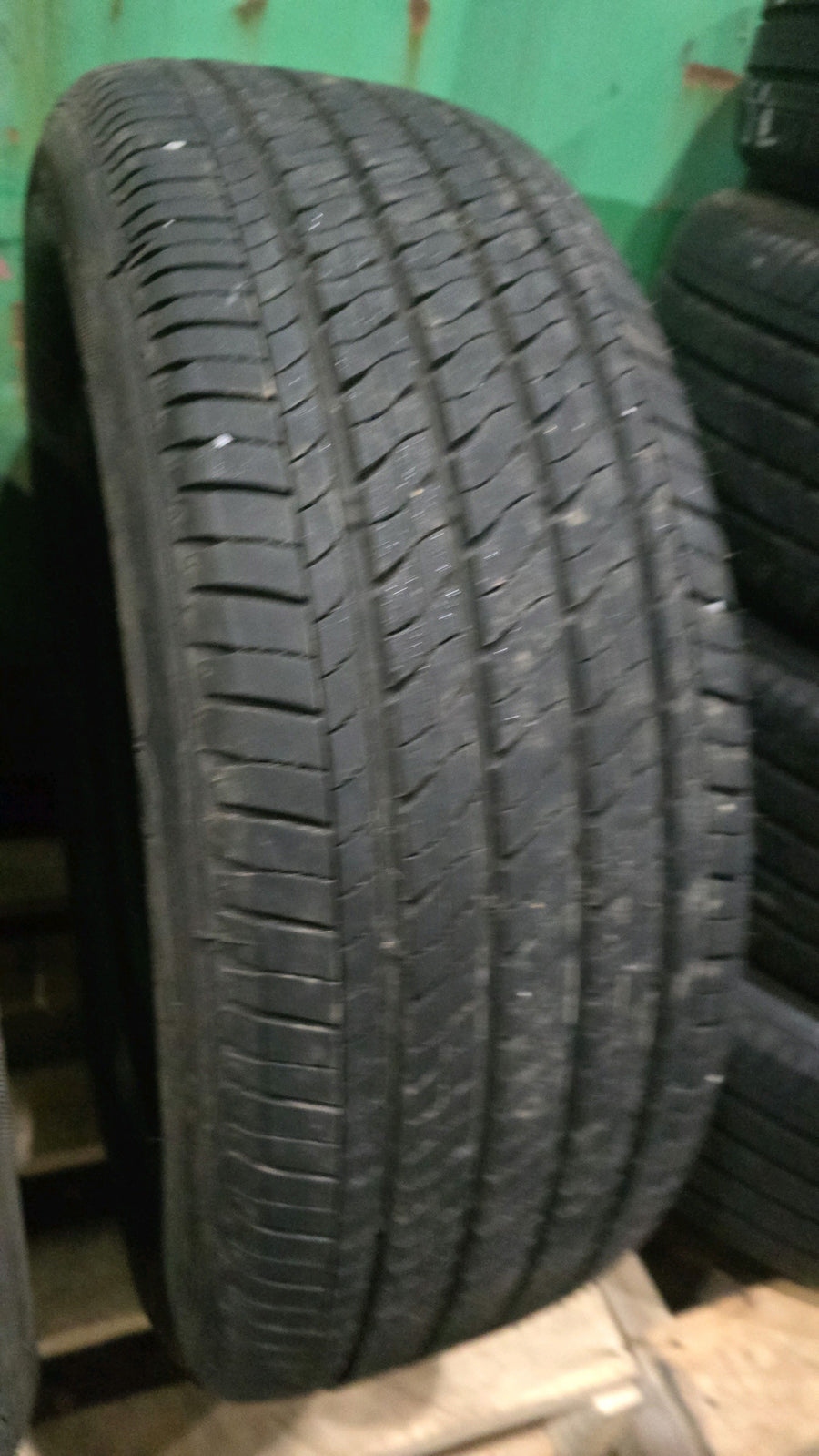 4 x P205/55R17 91V Firestone FT140