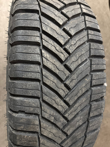4 x LT235/65R16 122/119R Michelin Agilis Cross Climate