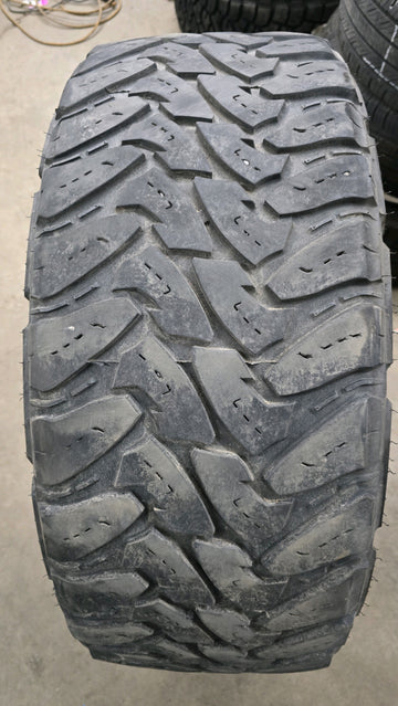 1 x LT295/60R20 126/128P Toyo Open Country M/T