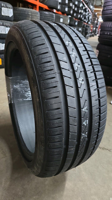 4 x P245/45R19 102Y Falken Azenis  FK510