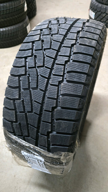 4 x P225/45R17 94H Cooper Discoverer True North