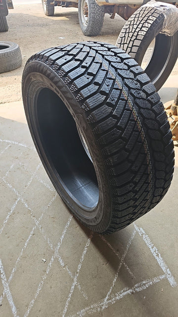 4 x P235/45R18 98T Gislaved Nord Frost 200