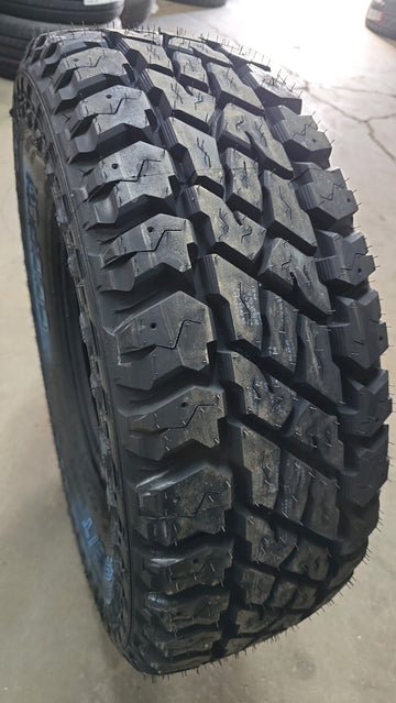 4 x LT265/75R16 123/120Q Cooper Discoverer S/T Maxx