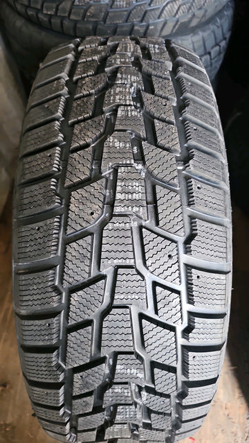 4 x P235/65R16 103T Cooper Evolution Winter