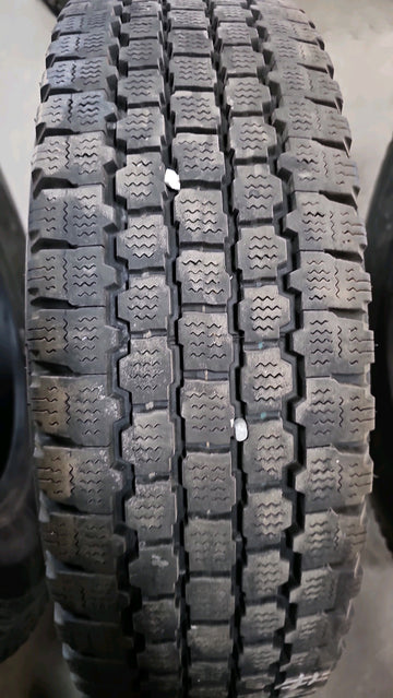 4 x LT225/75R16 115/112Q Bridgestone Blizzak W965