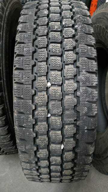 4 x LT225/75R16 112/115Q Bridgestone Blizzak W965