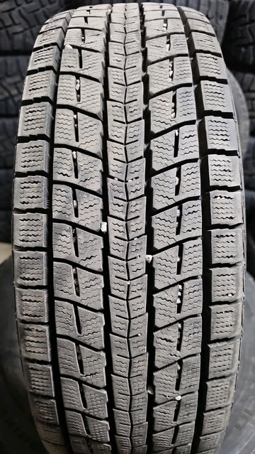 4 x P215/70R16 100R Dunlop Winter Maxx SJ8