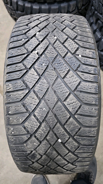1 x P235/35R19 91T Continental Viking Contact 7