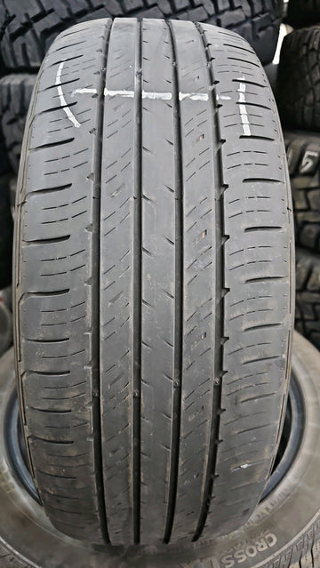 1 x P225/60R18 104V Kumho Crugen HP71