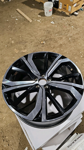 4 x 8/0R21  Volvo