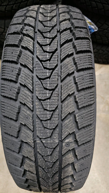 4 x P225/60R18 100H Minerva Eco Stud