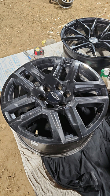 4 x 9/0R20  Chevrolet