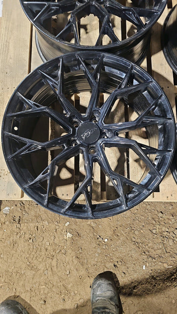 4 x 9/0R20