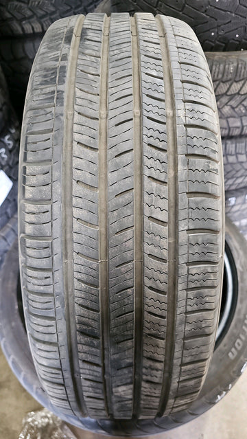 1 x P225/65R17 102T Kumho Solus TA11