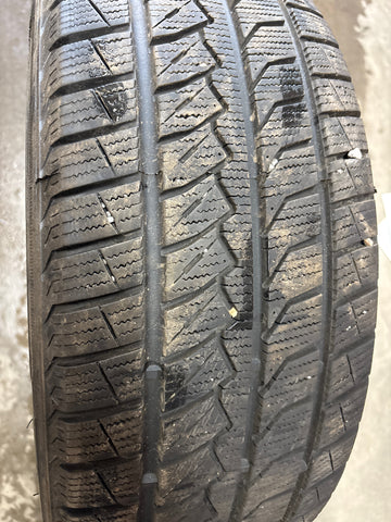 4 x P205/60R16 96H Farroad FRD79