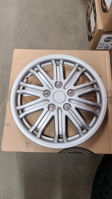 4 x 17/0R17  Enjoliveur Unknown