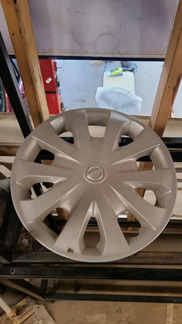 4 x 16/0R16  Enjoliveur Nissan