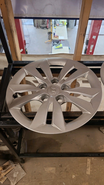 4 x 16/0R16  Enjoliveur Hyundai