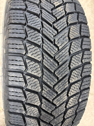4 x P215/50R17 95H Michelin X-Ice Snow