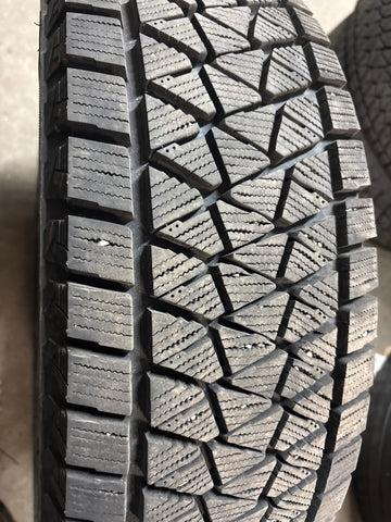 4 x P225/75R16 104R Bridgestone Blizzak DM-V2