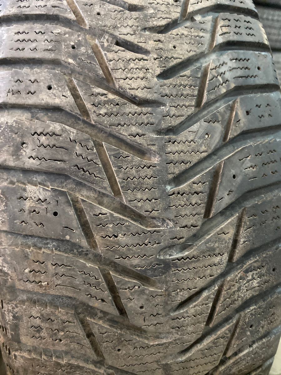 4 x P215/60R16 95T Certified WinterTrek