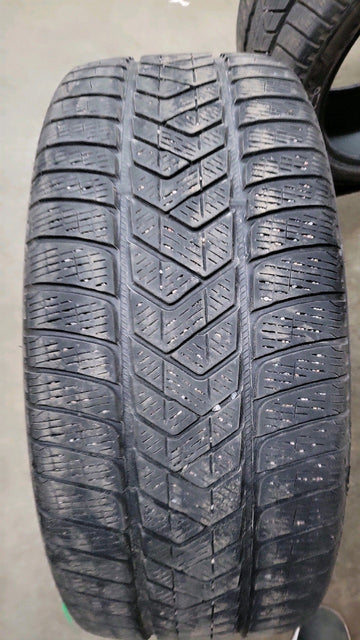 2 x P255/40R21 102V Pirelli Scorpion Winter