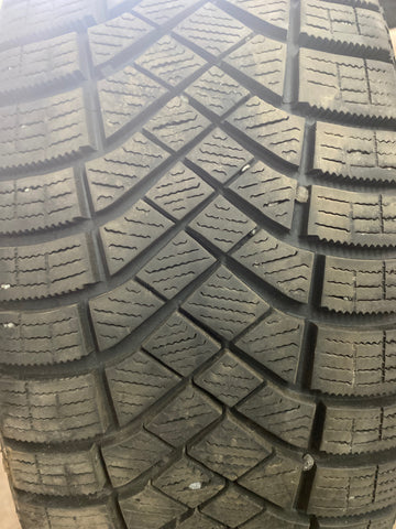 4 x P215/65R16 102T Pirelli Winter Ice Zero FR