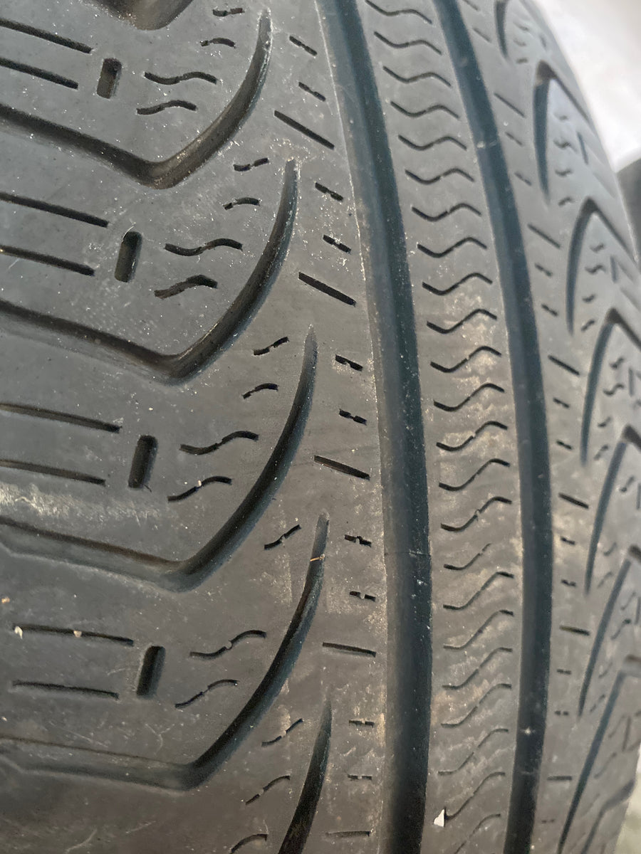 1 x P205/60R16 92H Pirelli P4 Four Seasons Plus