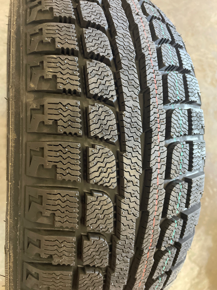 4 x P185/60R14 82H Maxtrek Trek M7