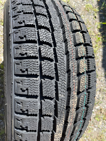 4 x P185/60R14 82H Maxtrek Trek M7