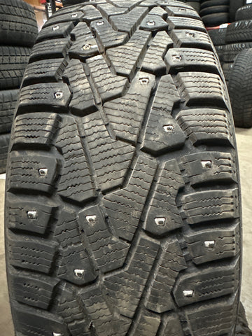 1 x P195/65R15 95T Pirelli Winter Ice Zero (Studded)