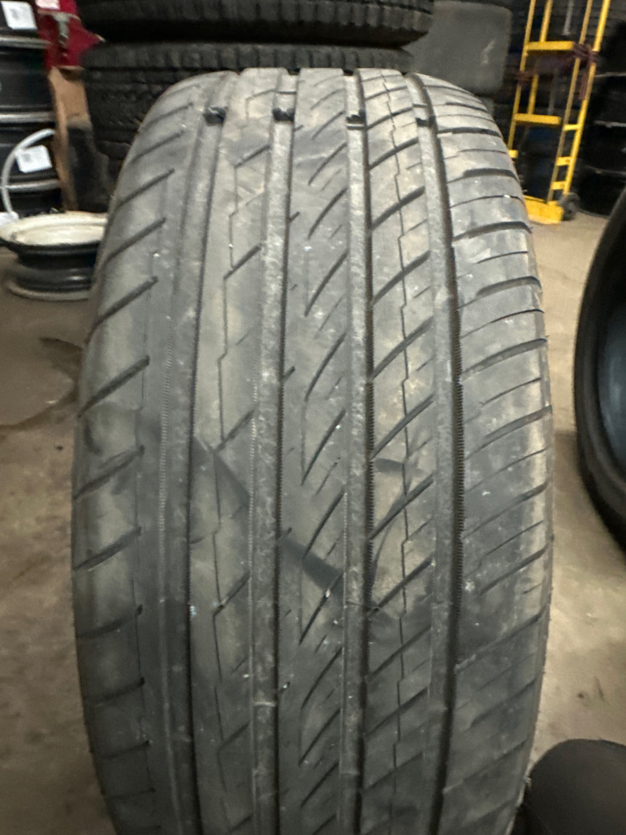 2 x P225/55R17 101W Ovation VI-388 Performance DSRT