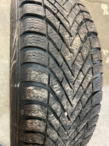 4 x P185/55R15 82T Pirelli Cinturato Winter