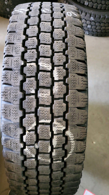 4 x LT225/75R16 115/112Q Bridgestone Blizzak W965