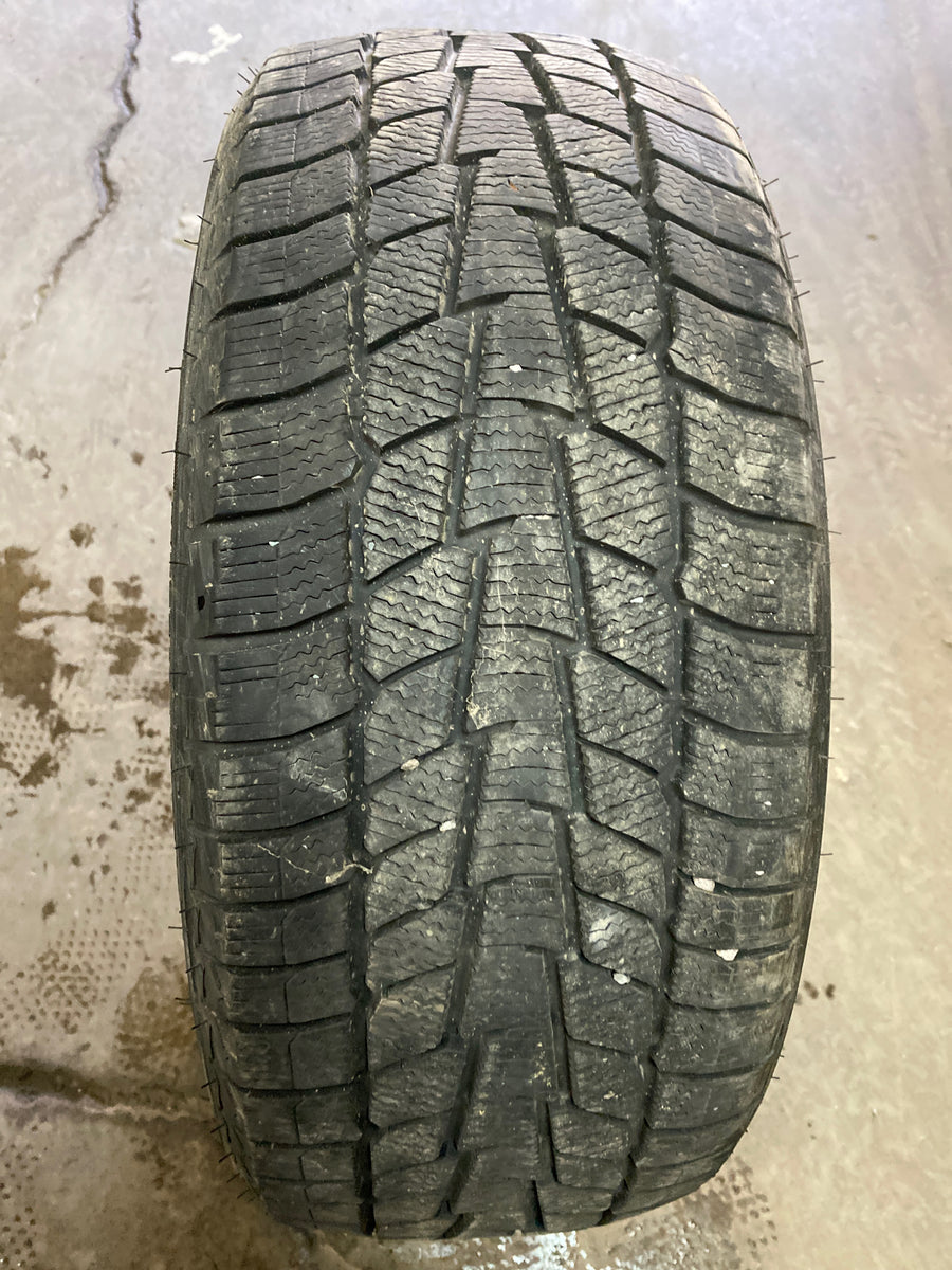 4 x P205/50R17 93H Motomaster Winter Edge
