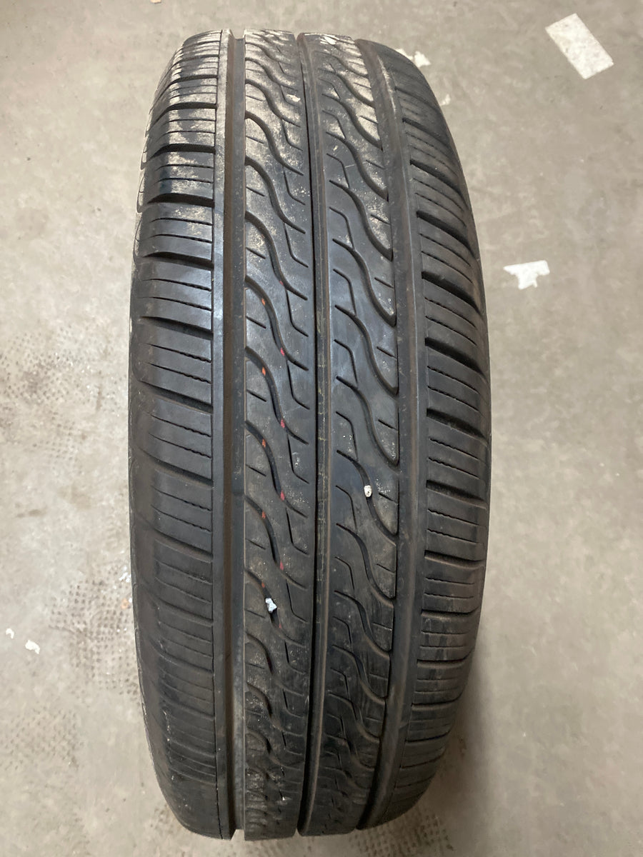 2 x P215/70R15 98T Toyo Eclipse