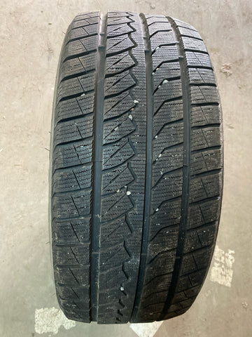 1 x P235/50R18 101H Farroad FRD79