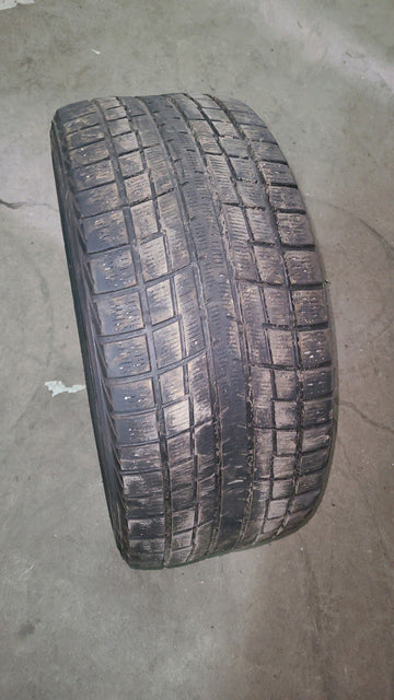 4 x P245/45R17 95T Yokohama Ice Guard IG 52C