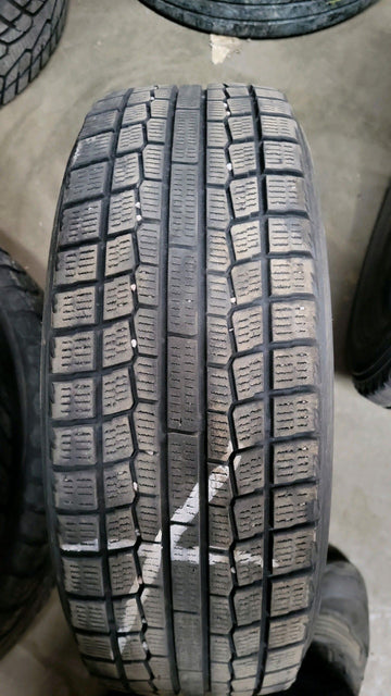 4 x P185/60R15 84R Yokohama Ice Guard IG 20