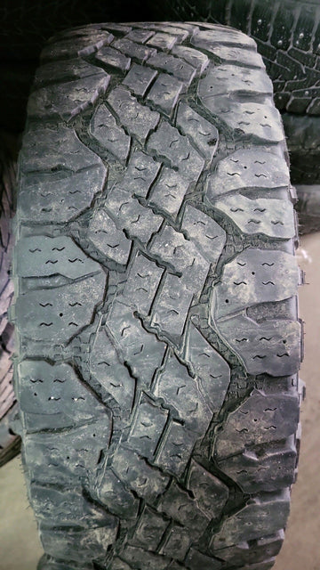 4 x LT275/70R18 125/122Q Goodyear Wrangler Duratrac