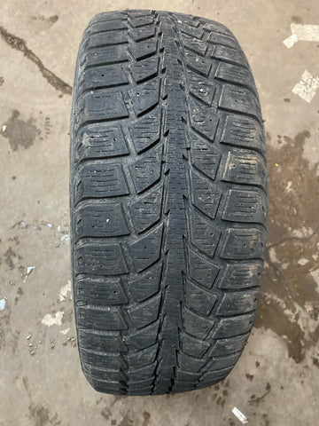 2 x P215/60R16 95S Uniroyal Tiger Paw Ice & Snow II