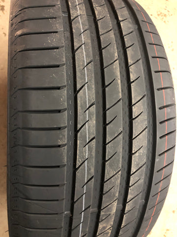 4 x P245/40R18 97W Maxtrek Maximus M2