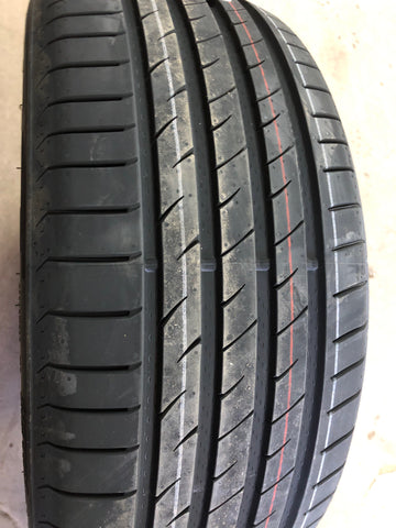 4 x P235/45R18 98W Maxtrek Maximus M2