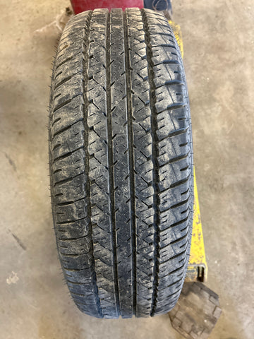 2 x P215/70R15 97S Firestone FR710