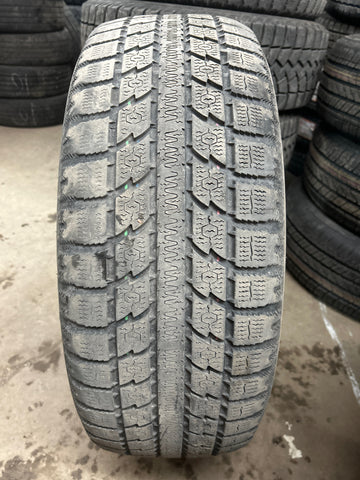 4 x P235/60R17 102T Toyo Observe GSi5