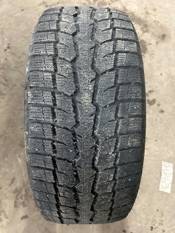 4 x P215/55R17 98H Toyo Observe GSi-6 HP