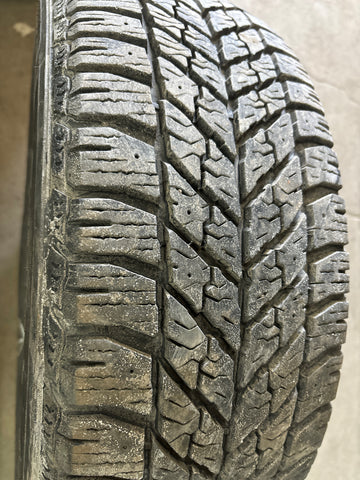 4 x P235/55R17 99T Goodyear Ultra Grip Winter