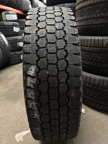 4 x LT225/75R16 115/112Q Bridgestone Blizzak W965