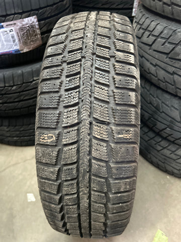 4 x P215/65R16 102T Kebek Radial Winter